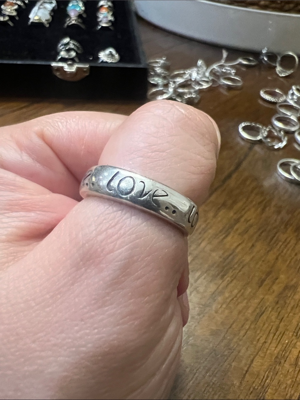 Sterling Silver 'Love' Engraved Band Ring - Size 8.5